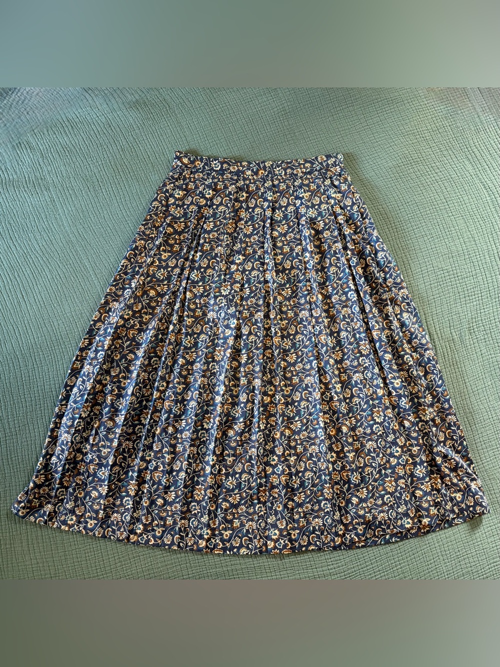 J. McLaughlin Navy Blue Floral Midi Skirt